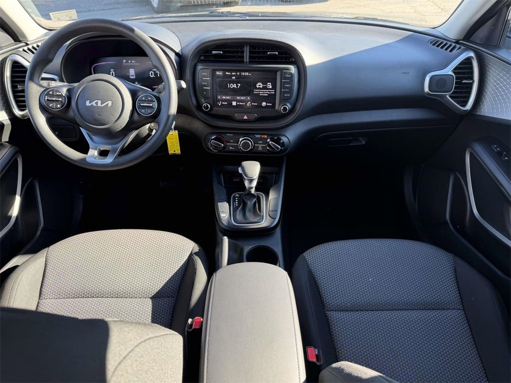 Used 2024 Kia Soul LX Hatchback