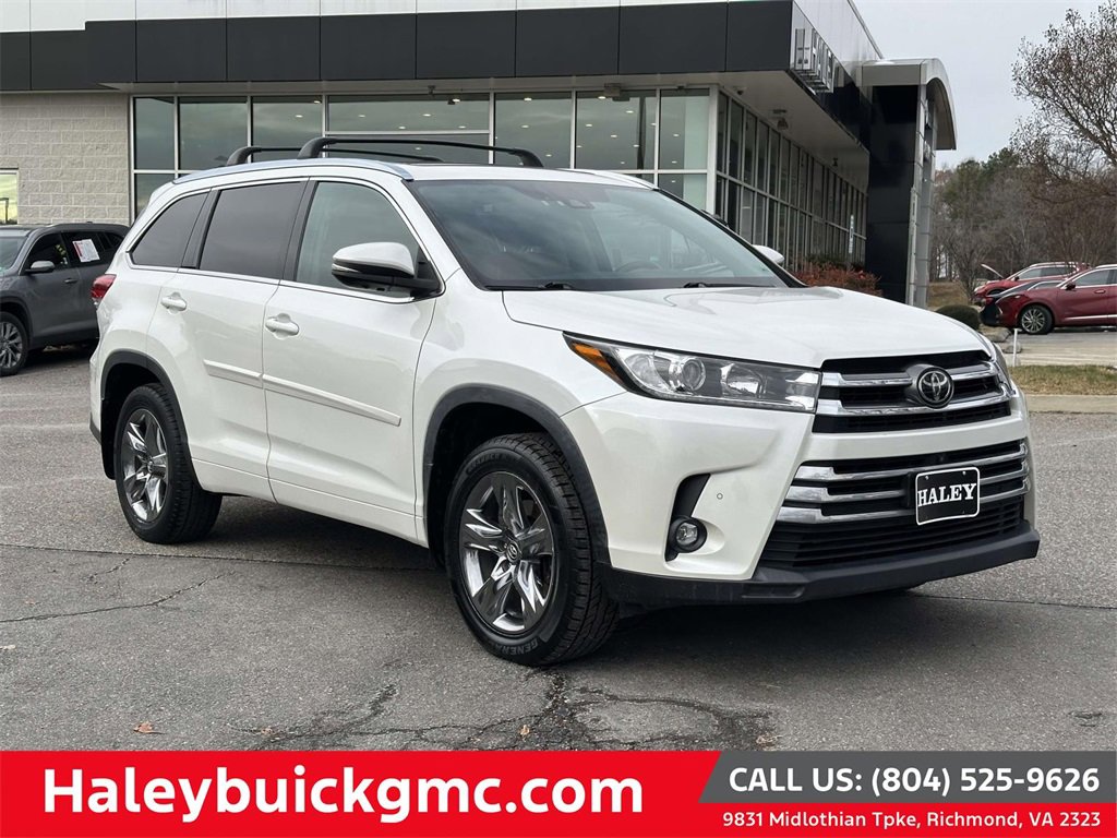 2019 Toyota Highlander Limited Platinum's photo