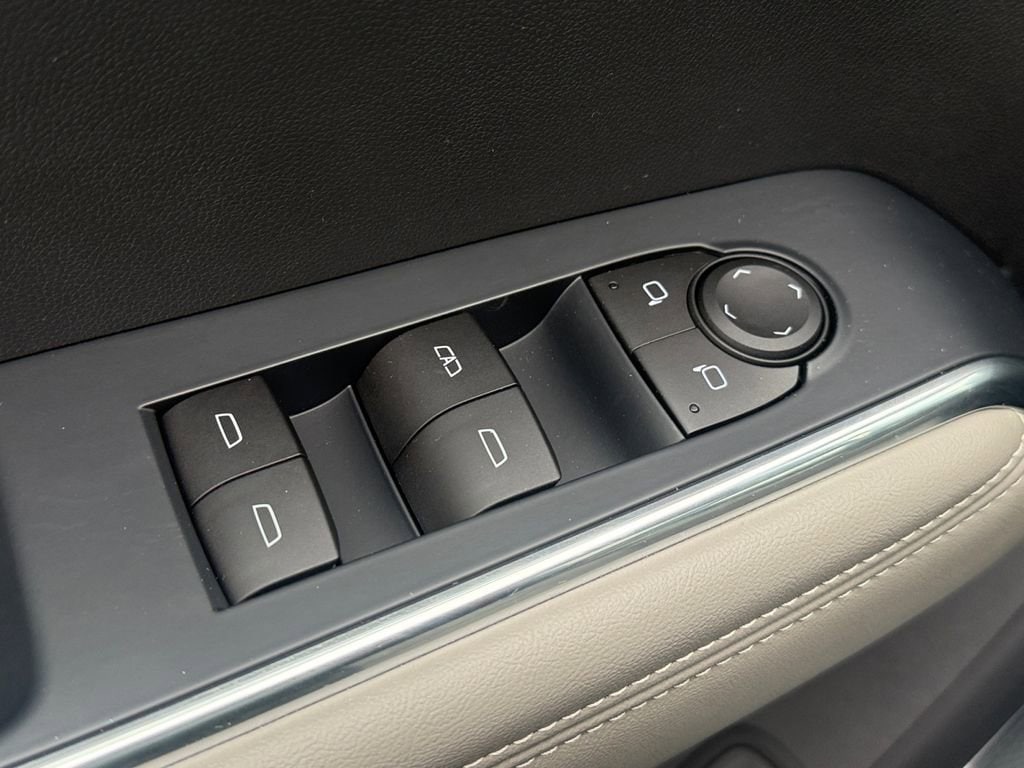 2026 GMC Acadia Elevation - Photo 28