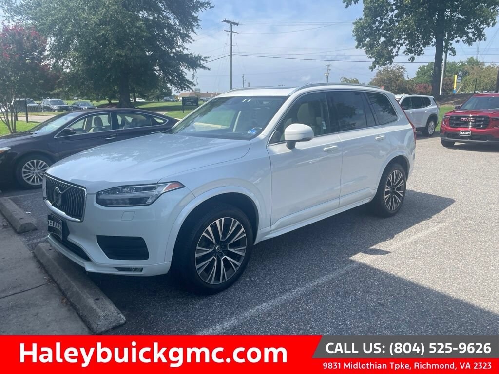 Used 2020 Volvo XC90 Momentum SUV