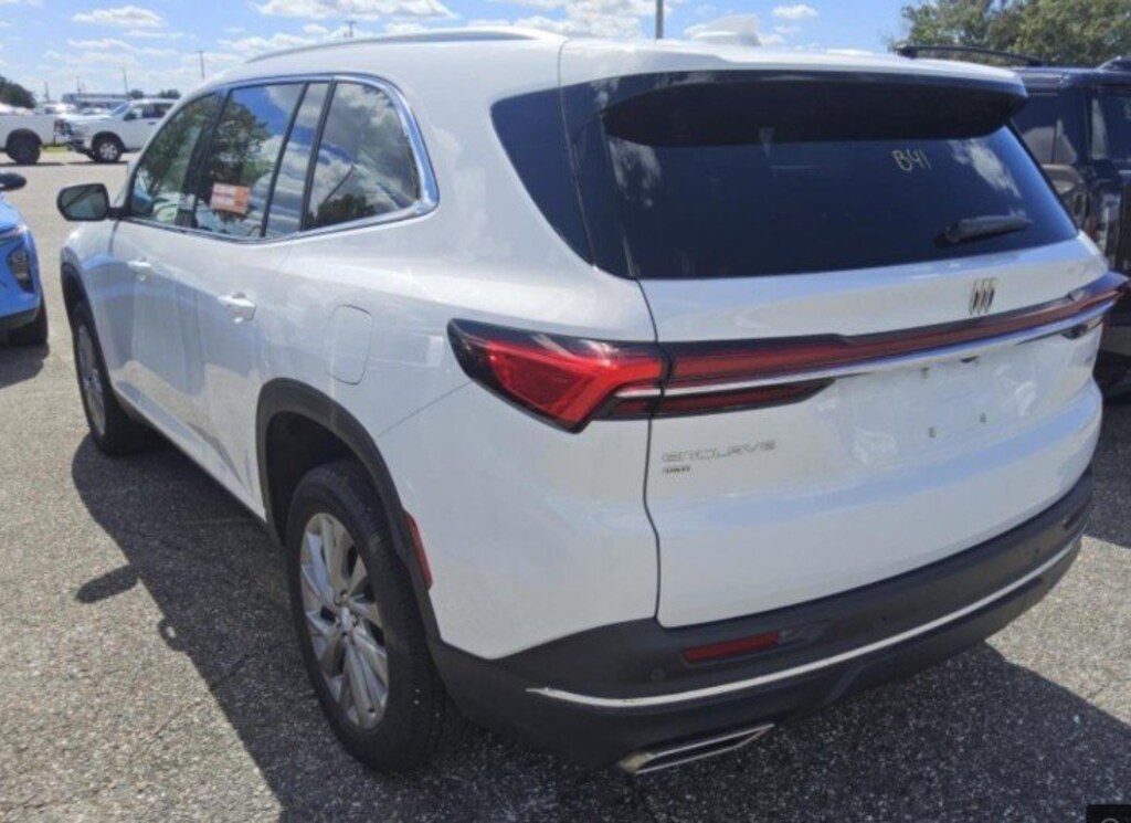 Used 2025 Buick Enclave Preferred SUV
