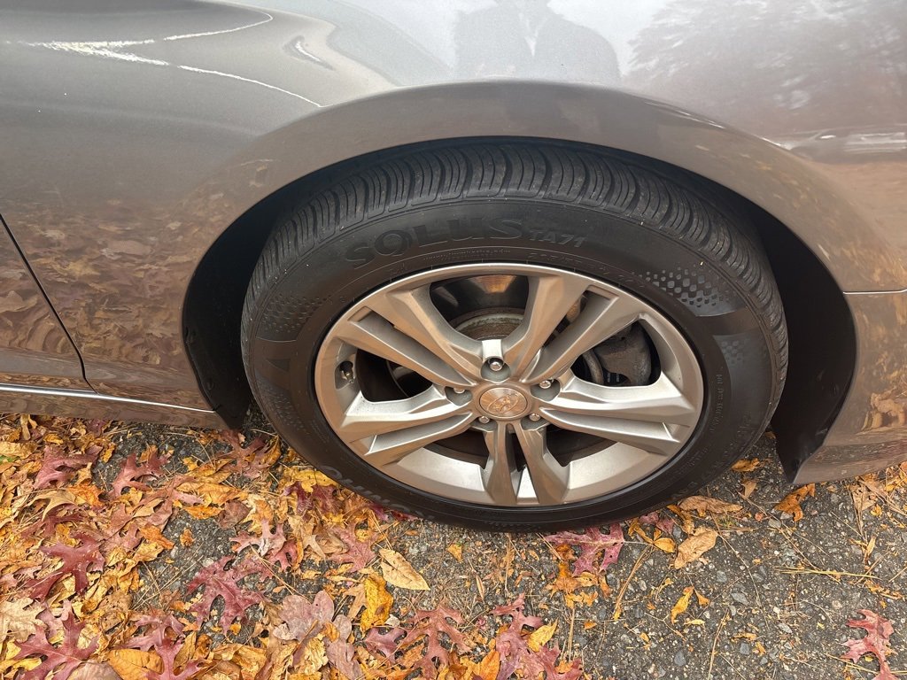 2019 Hyundai Sonata Limited photo 4