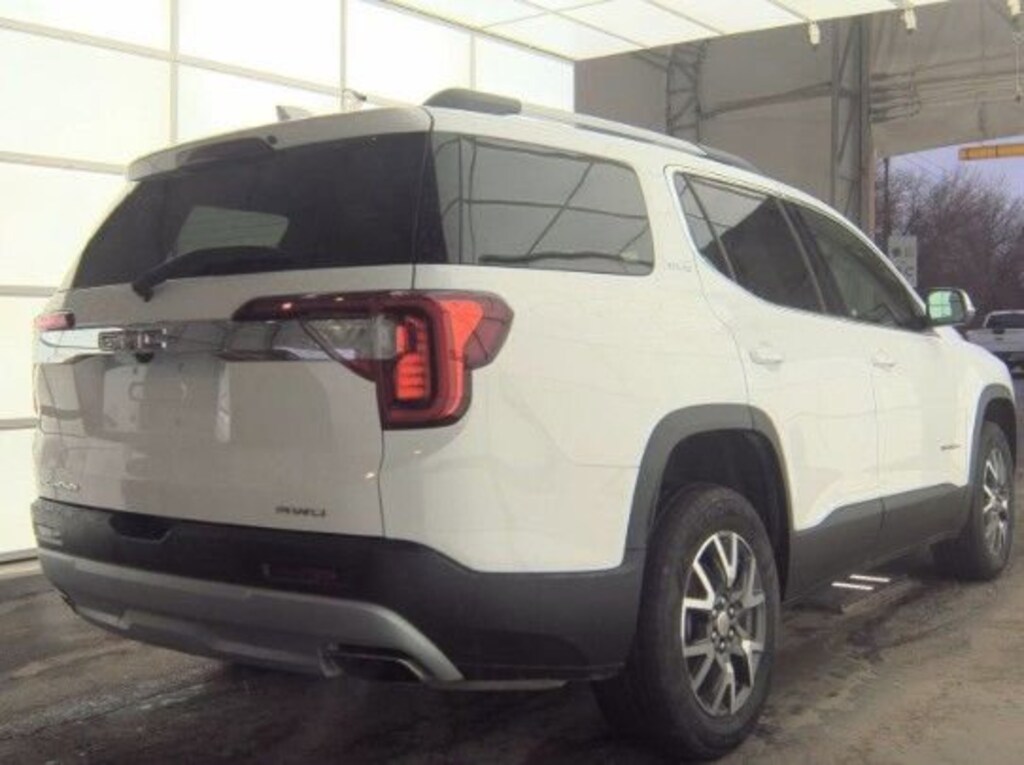 Used 2023 GMC Acadia SLE SUV
