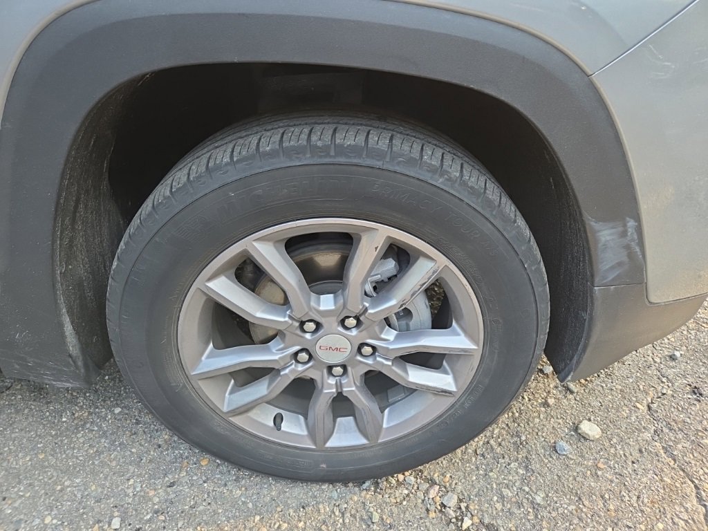 2024 Gmc Terrain SLT photo 3