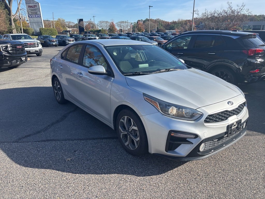 2020 Kia Forte LXS photo 3