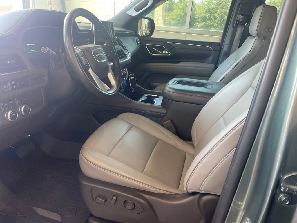Used 2023 GMC Yukon SLT SUV