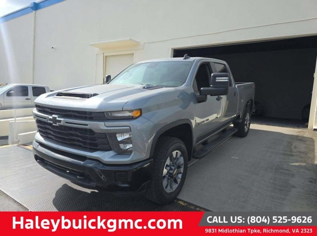 Used 2024 Chevrolet Silverado 2500 HD Custom Truck Crew Cab