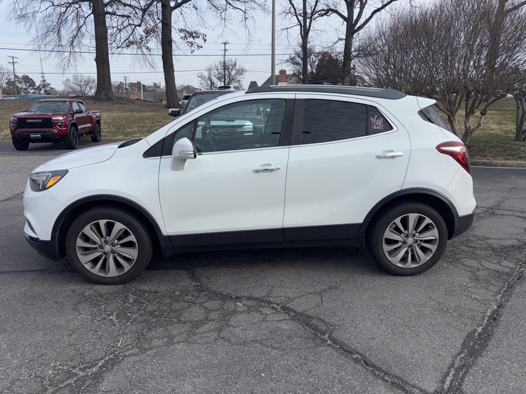 2017 Buick Encore Preferred's photo