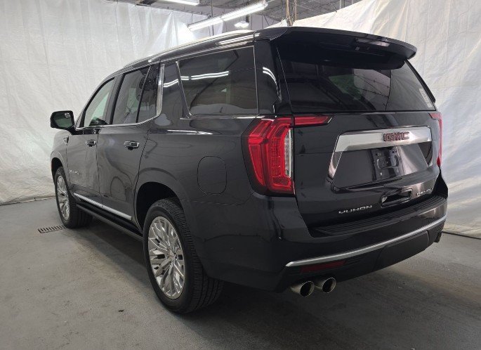 2023 Gmc Yukon Denali photo 3