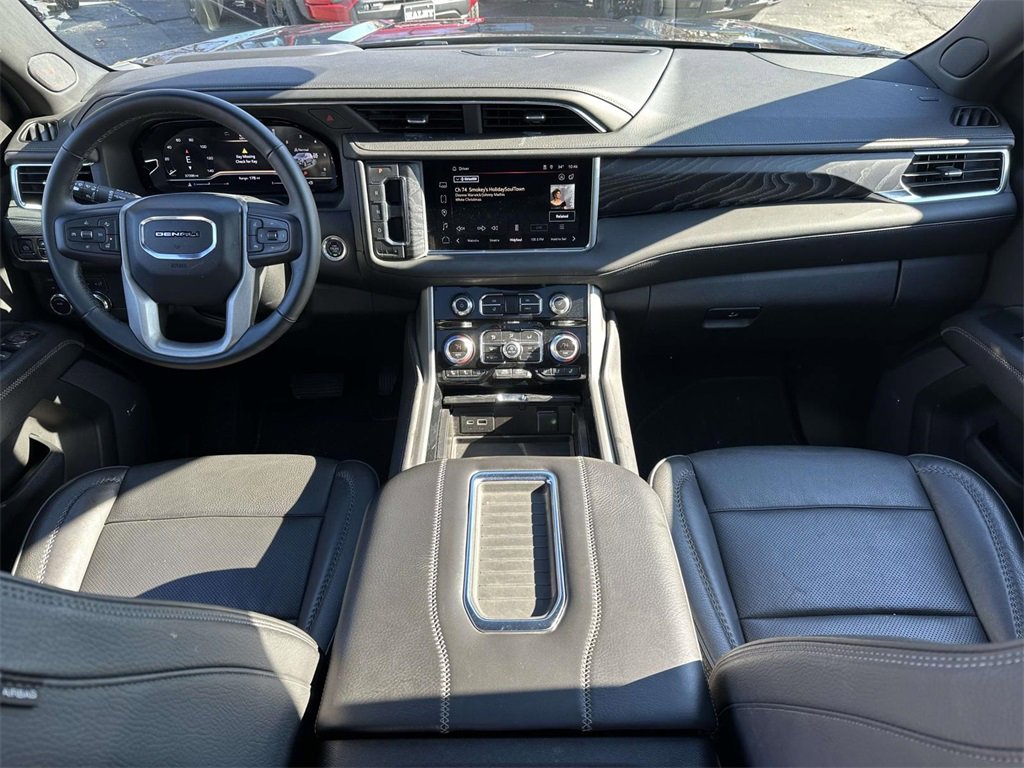 2023 Gmc Yukon Denali photo 2