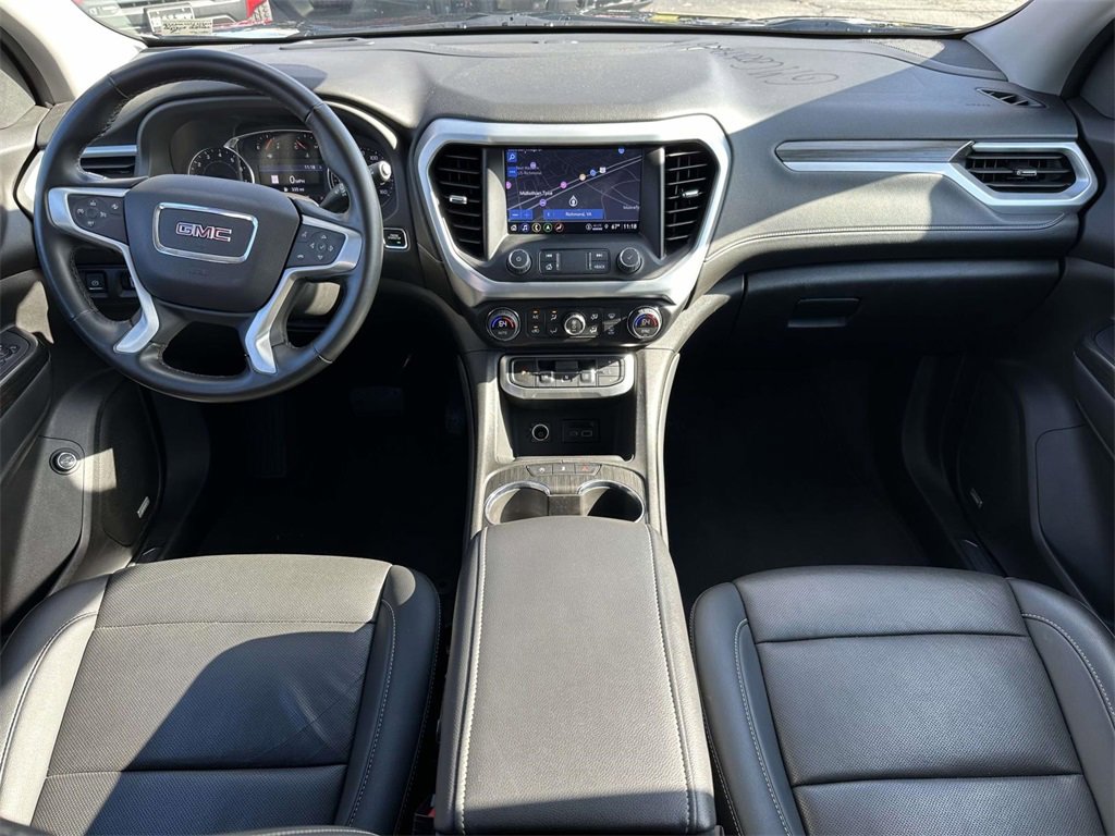 2023 Gmc Acadia SLT photo 2