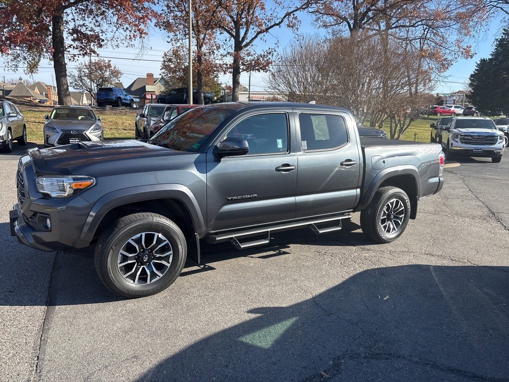 2020 Toyota Tacoma TRD Sport V6 4x4 SR5 photo 2