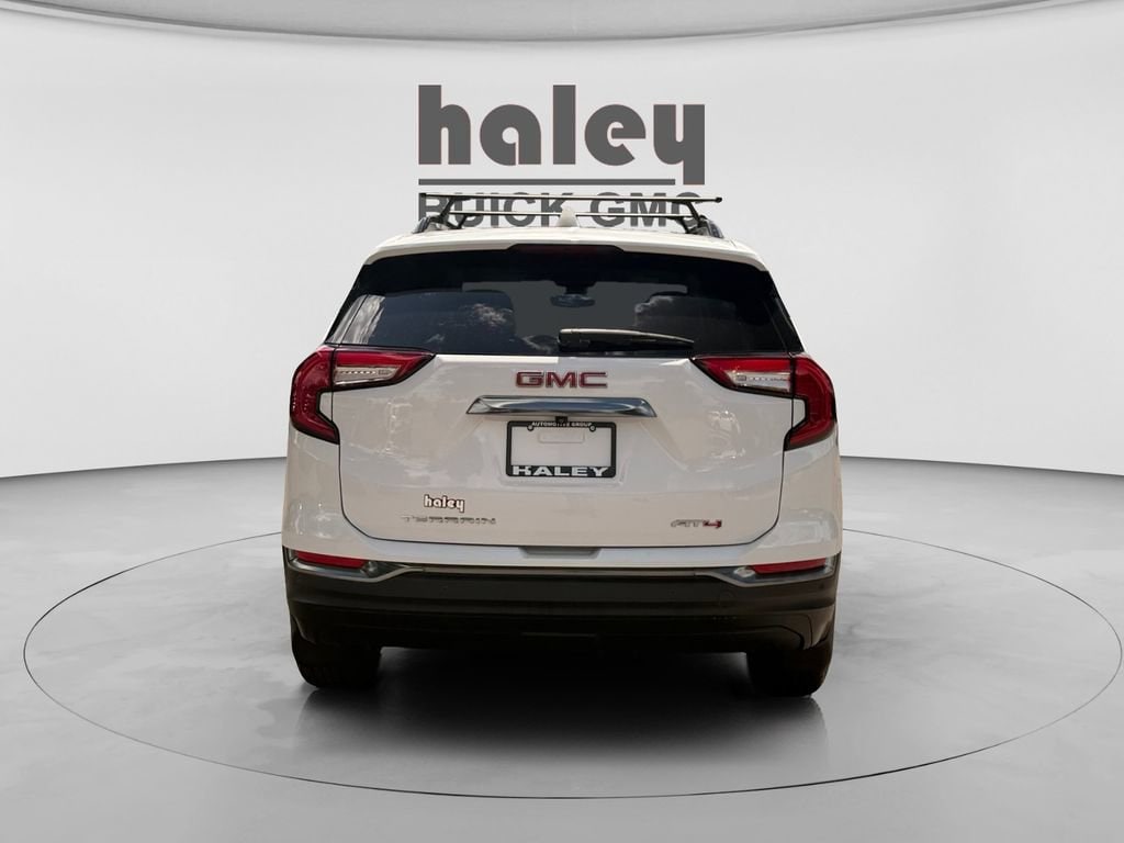 Used 2023 GMC Terrain AT4 SUV