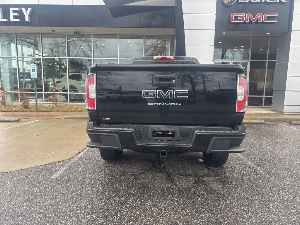 Used 2022 GMC Canyon Elevation Truck Crew Cab