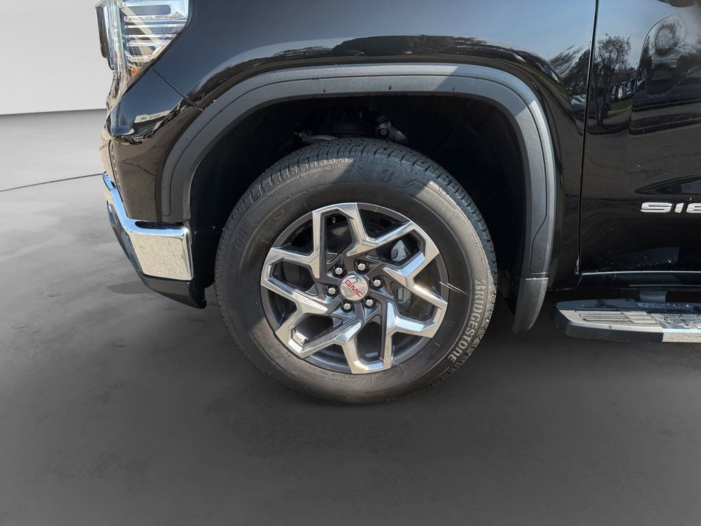 2026 GMC Sierra 1500 SLT - Photo 9