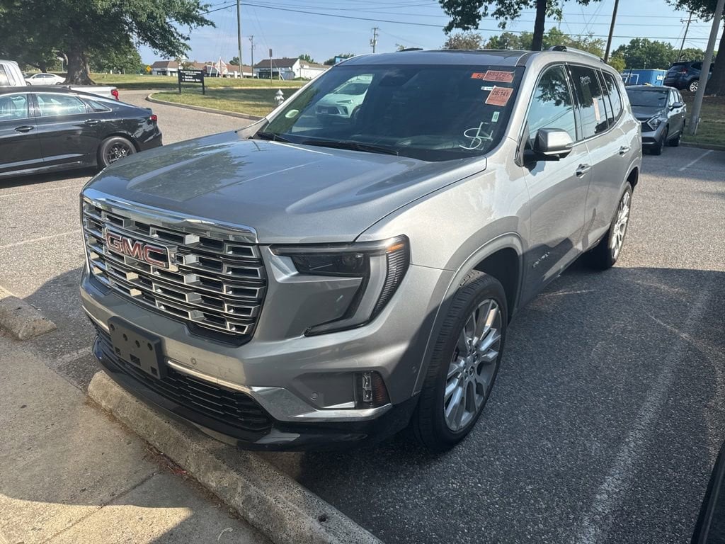 2024 GMC Acadia Denali AWD's photo