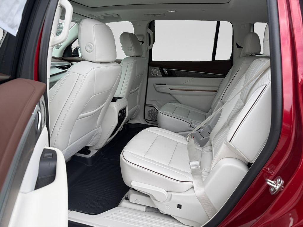 2026 Buick Enclave Avenir - Photo 16