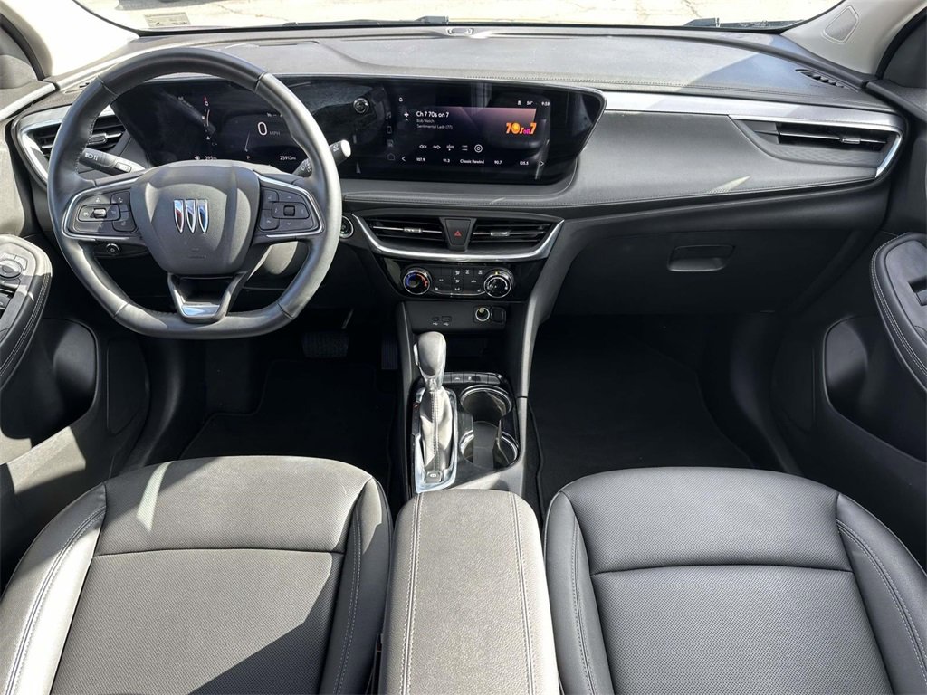 2024 Buick Encore GX Sport Touring photo 2