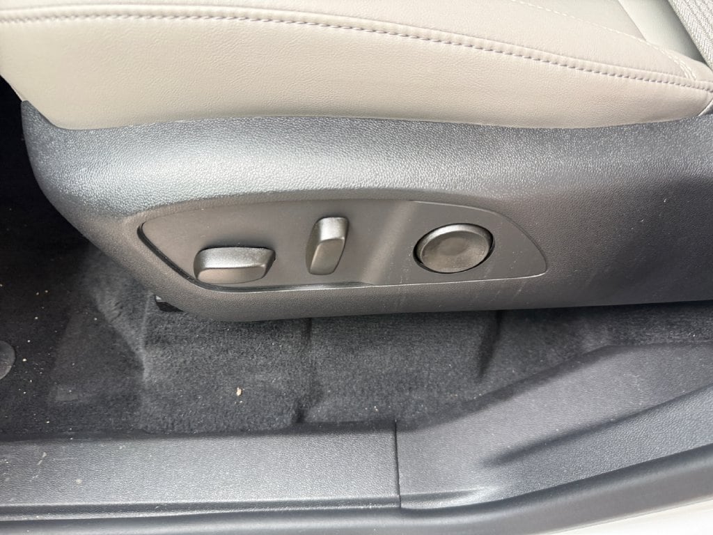 2026 GMC Acadia Elevation - Photo 27