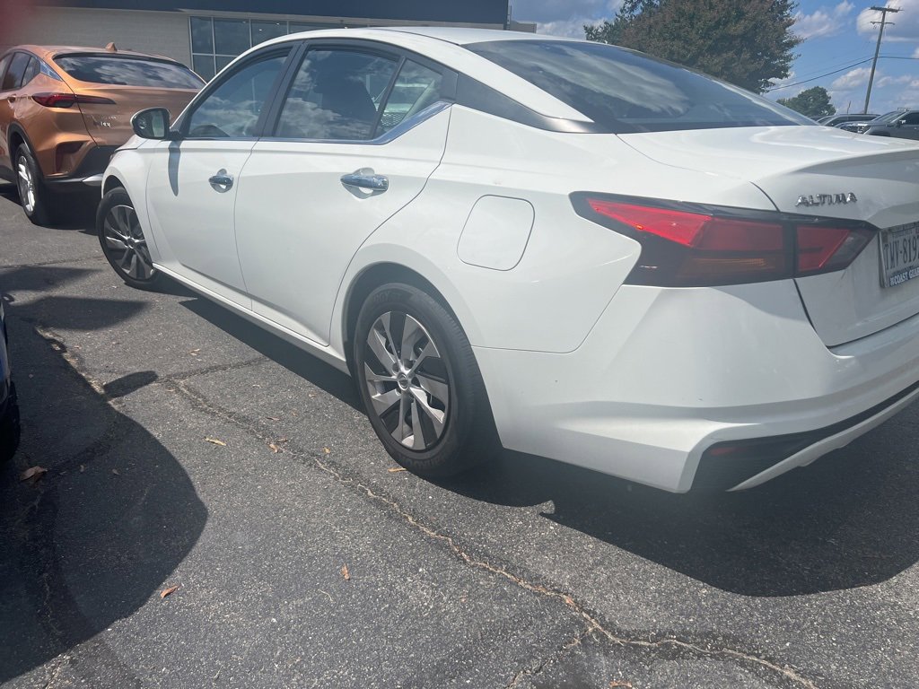 2022 Nissan Altima 2.5 S photo 3