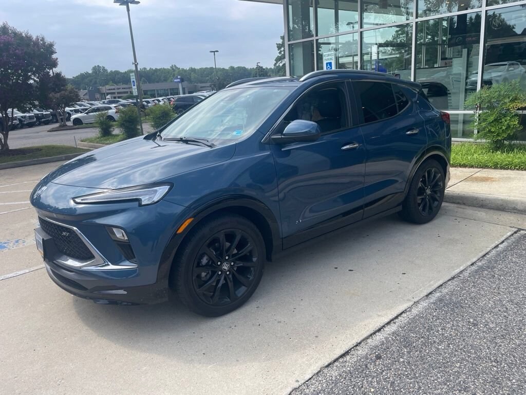 Used 2025 Buick Encore GX Sport Touring SUV