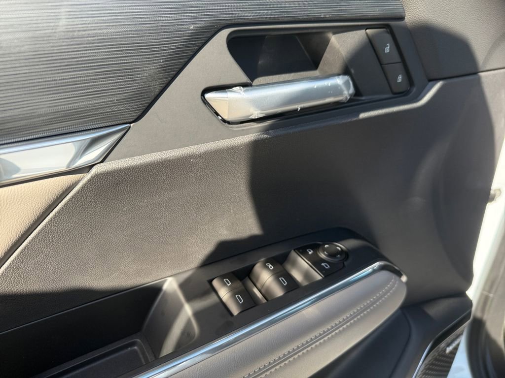 2026 GMC Acadia Elevation - Photo 10
