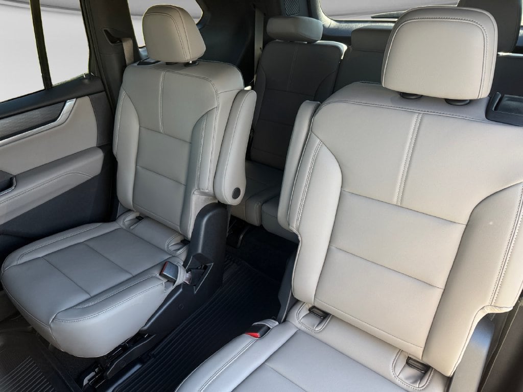 2026 GMC Acadia Elevation - Photo 16
