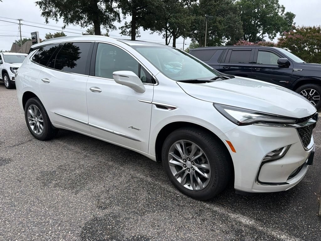 Used 2022 Buick Enclave Avenir SUV