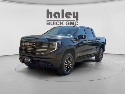2022 GMC Sierra 1500 AT4 Truck Crew Cab