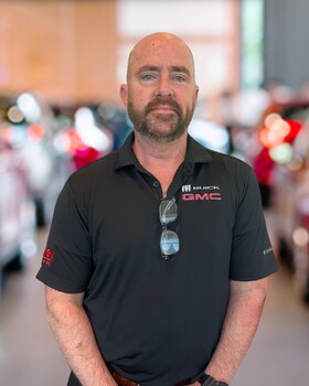 Staff member Jason Grady from 07db148498bd