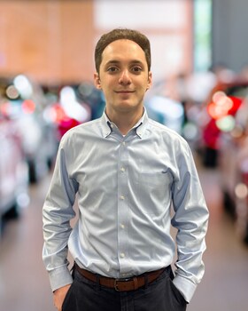 Staff member Ethan Stein from 07db148498bd