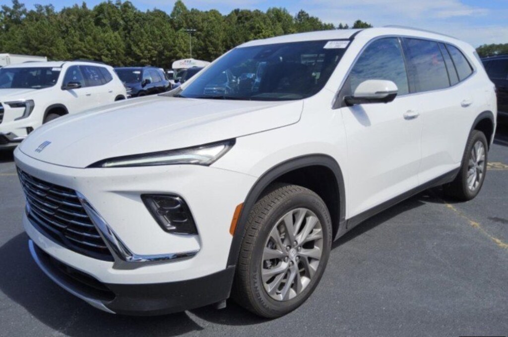 Used 2025 Buick Enclave Preferred SUV