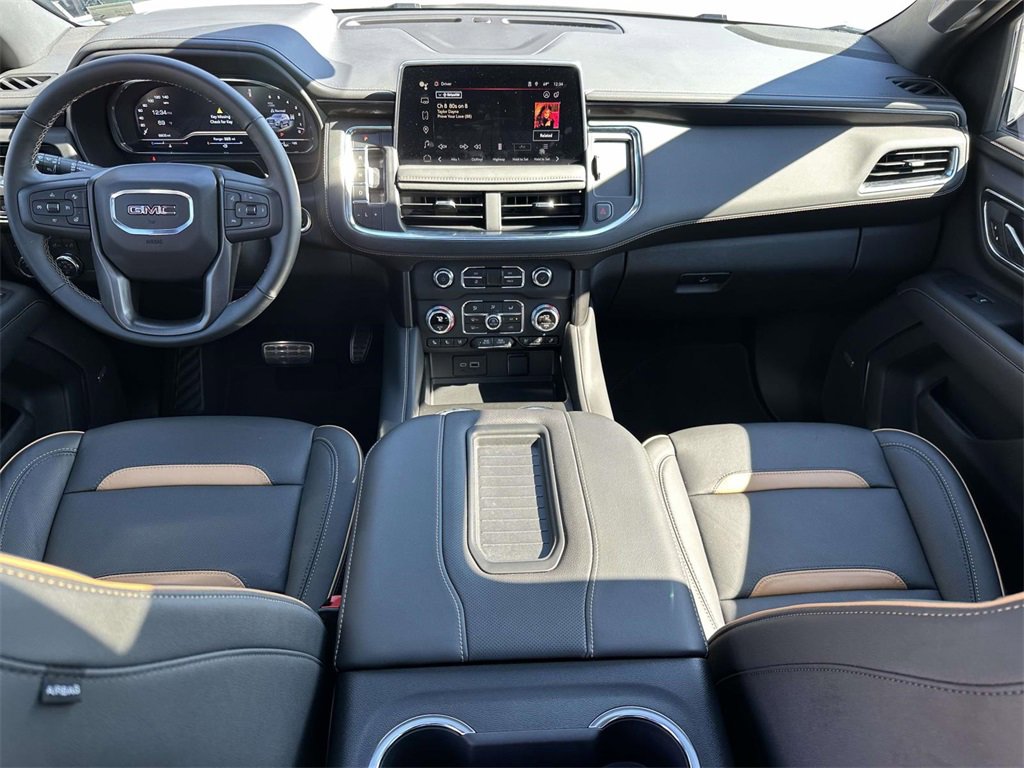 2024 Gmc Yukon AT4 photo 2
