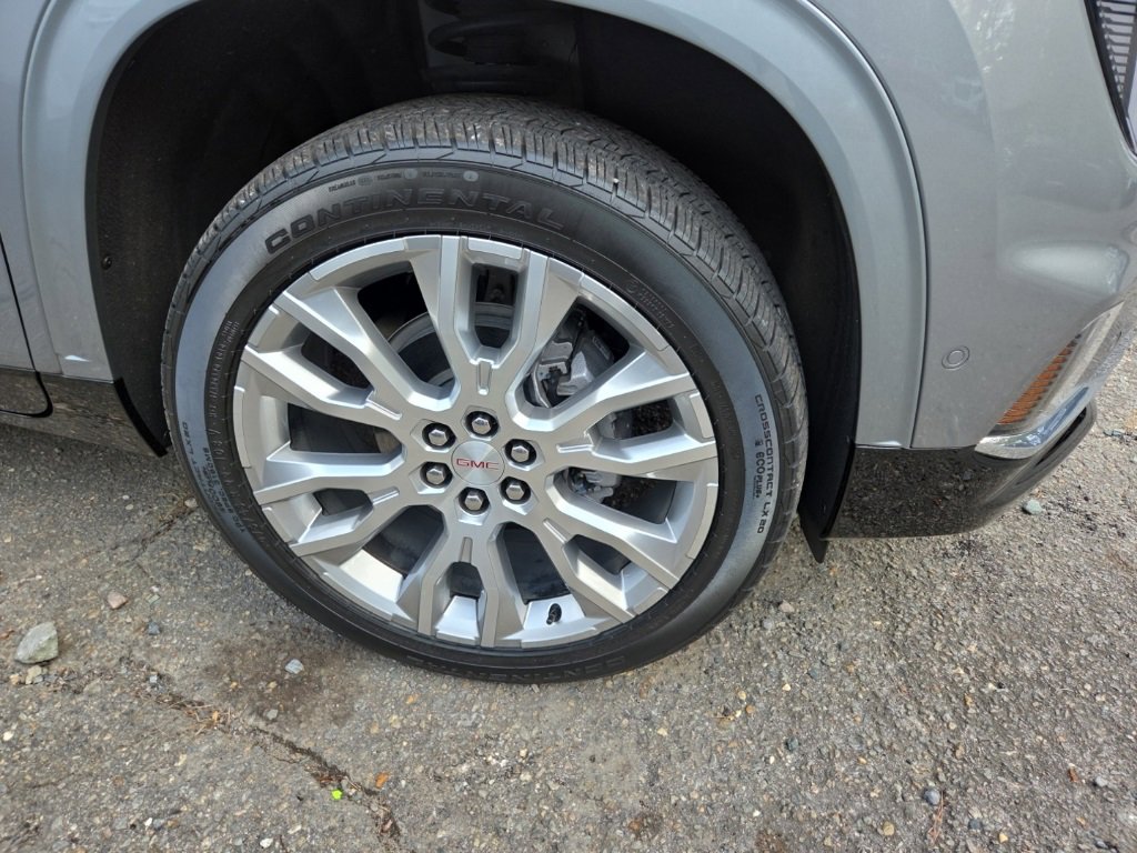 2025 Gmc Acadia Denali photo 4