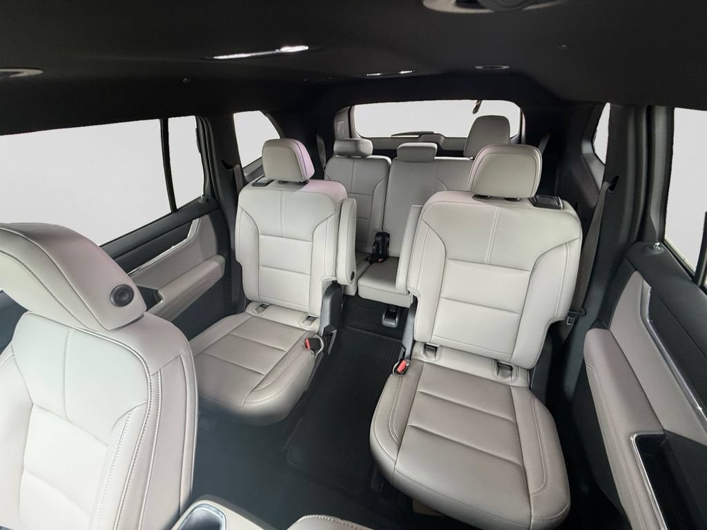 2026 GMC Acadia Elevation - Photo 16