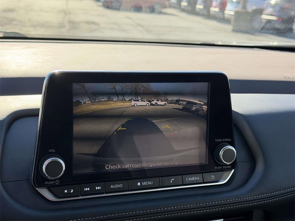 Used 2023 Nissan Rogue SV SUV