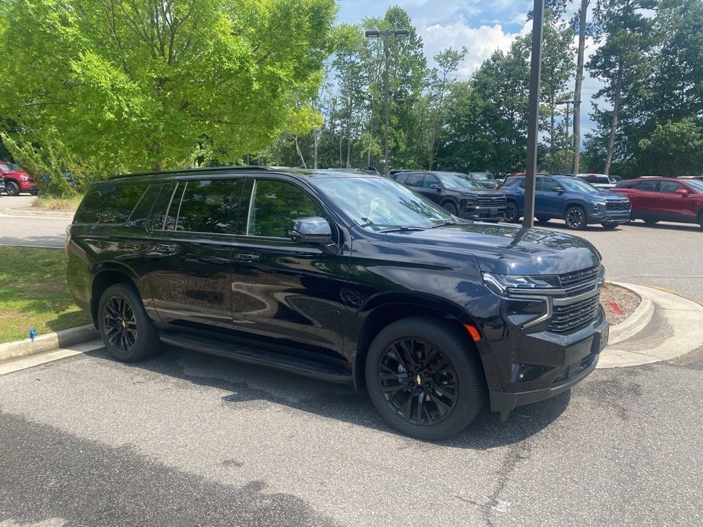 Used 2022 Chevrolet Suburban RST SUV