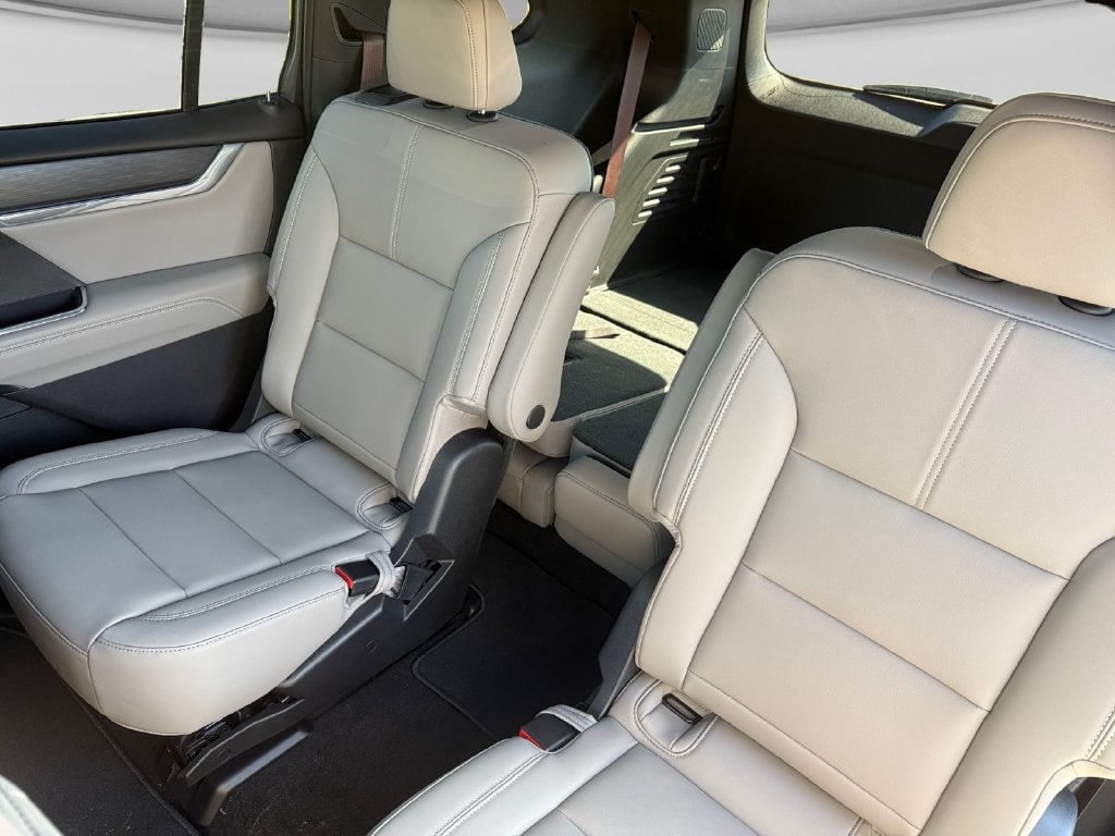 2026 GMC Acadia Elevation - Photo 16