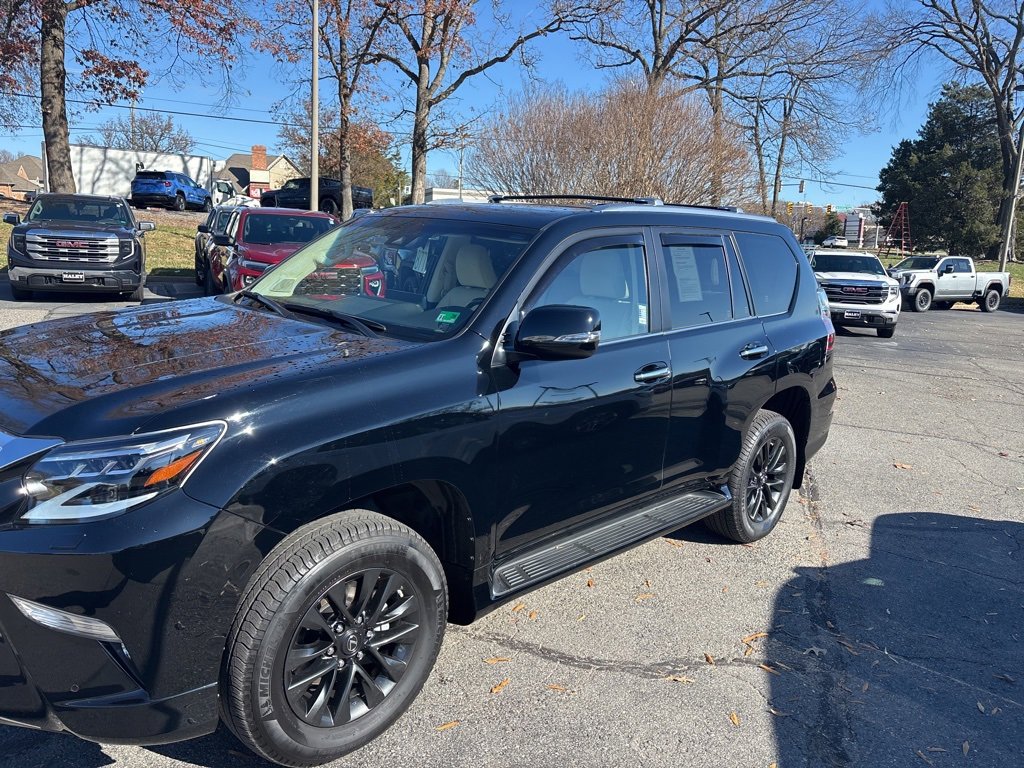 2023 Lexus GX 460 Premium photo 2
