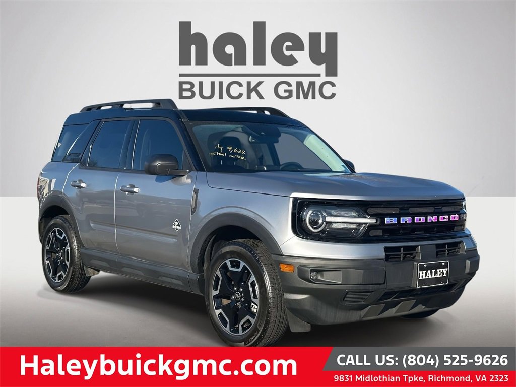 2023 Ford Bronco Sport Outer Banks's photo