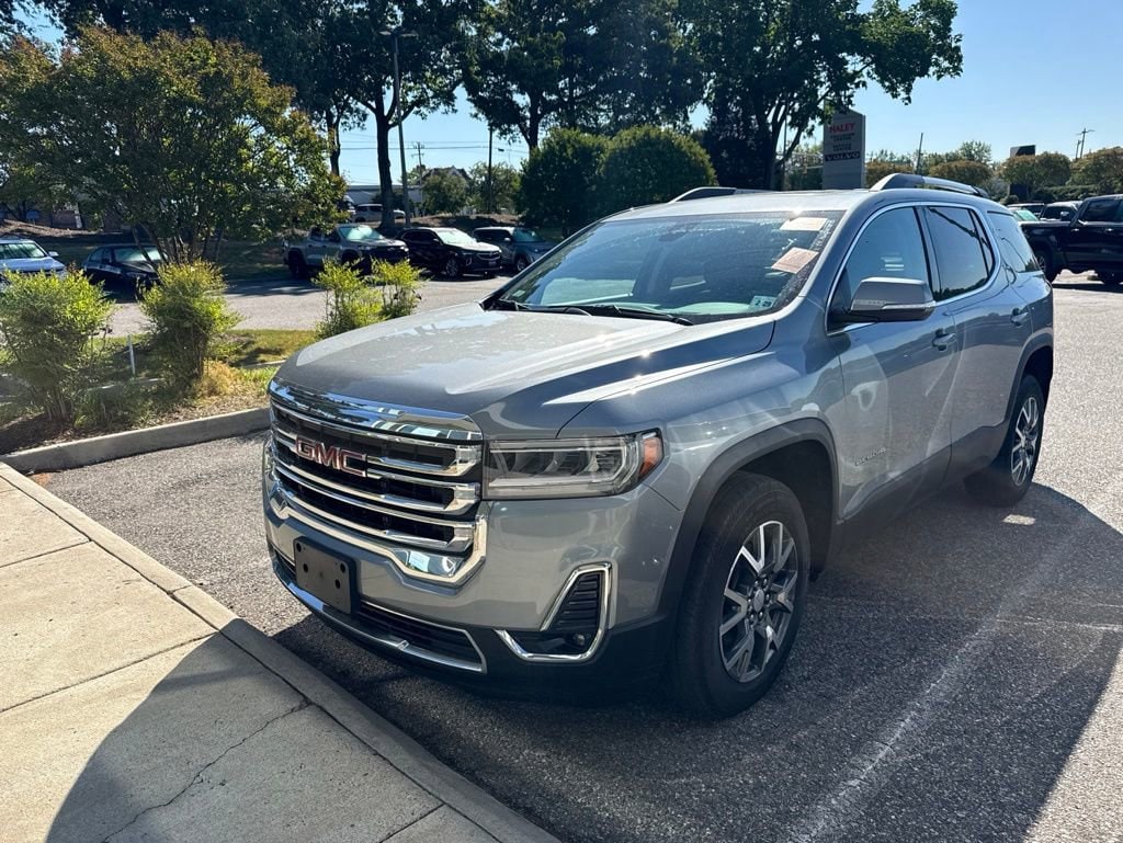 2023 GMC Acadia SLT FWD's photo
