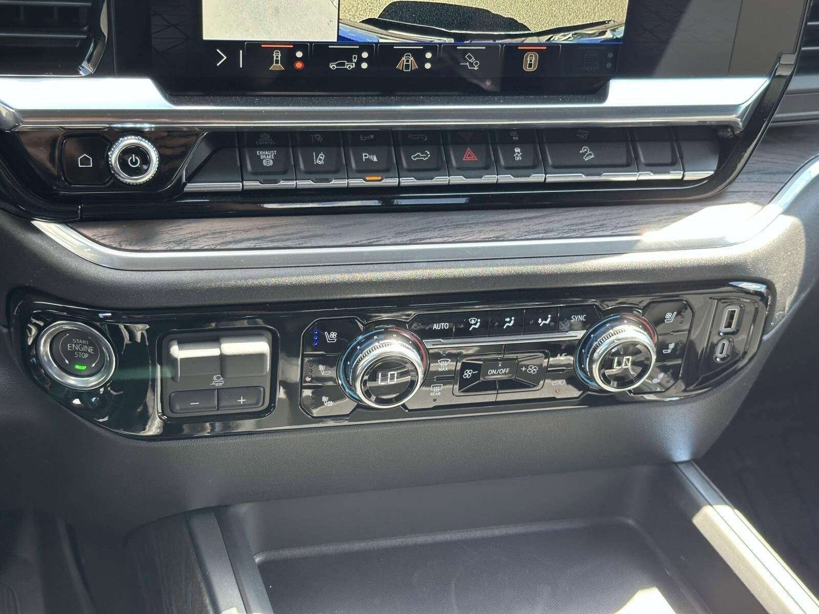 2025 GMC Sierra 2500HD SLT