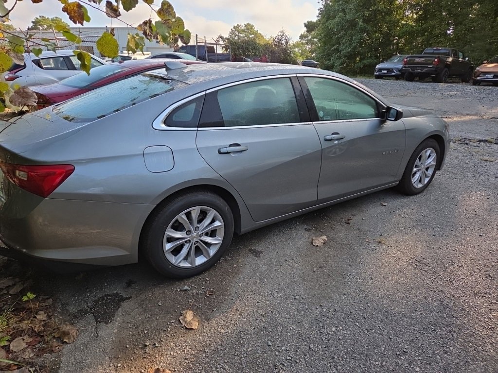 2024 Chevrolet Malibu 1LT photo 4