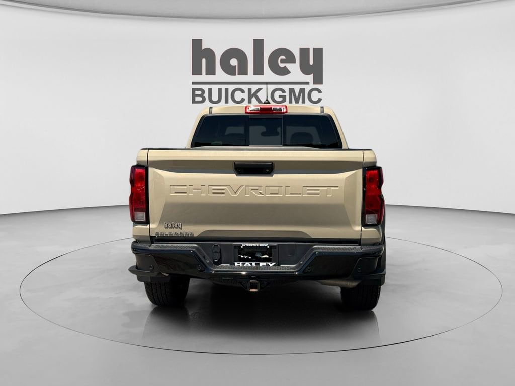 Used 2024 Chevrolet Colorado Trail Boss Truck Crew Cab