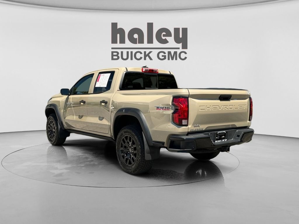 Used 2024 Chevrolet Colorado Trail Boss Truck Crew Cab