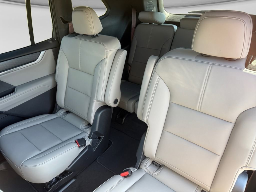 2026 GMC Acadia Elevation - Photo 16