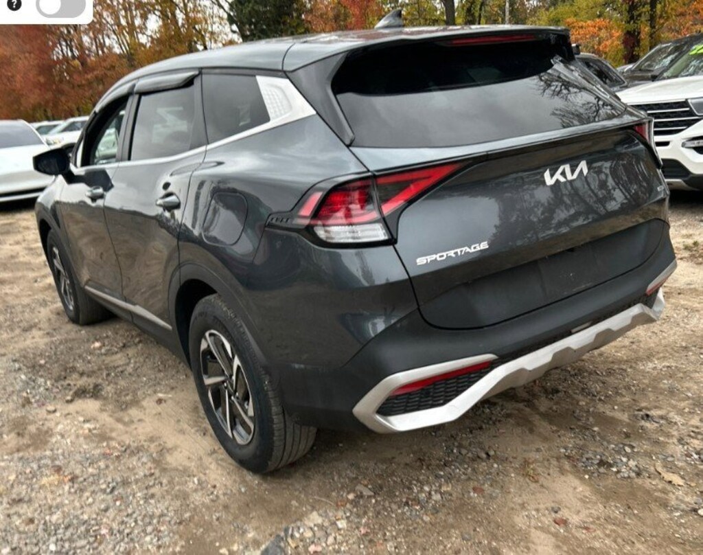 Used 2023 Kia Sportage Hybrid LX SUV