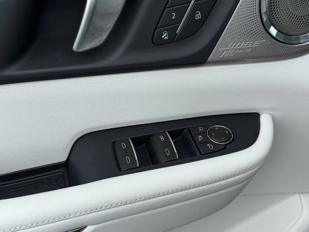 2026 Buick Enclave Avenir - Photo 28