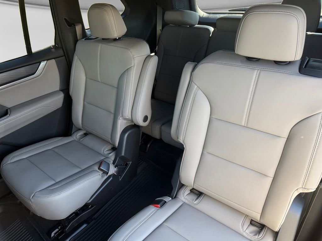 2026 GMC Acadia Elevation - Photo 16
