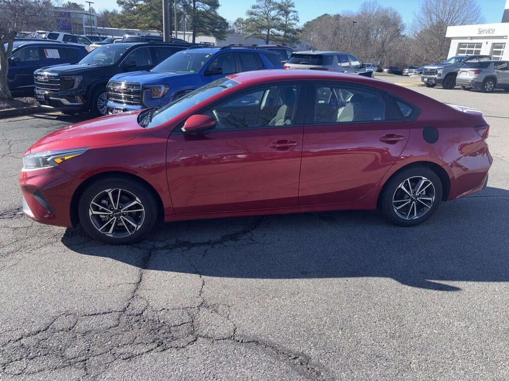 Used 2024 Kia Forte LXS Sedan